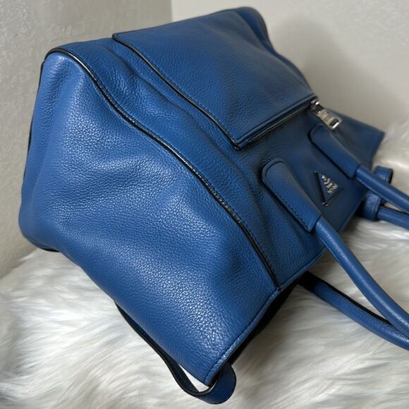 💯 Authentic Prada Tote Handbag Two Way🍀 - Picture 8 of 14